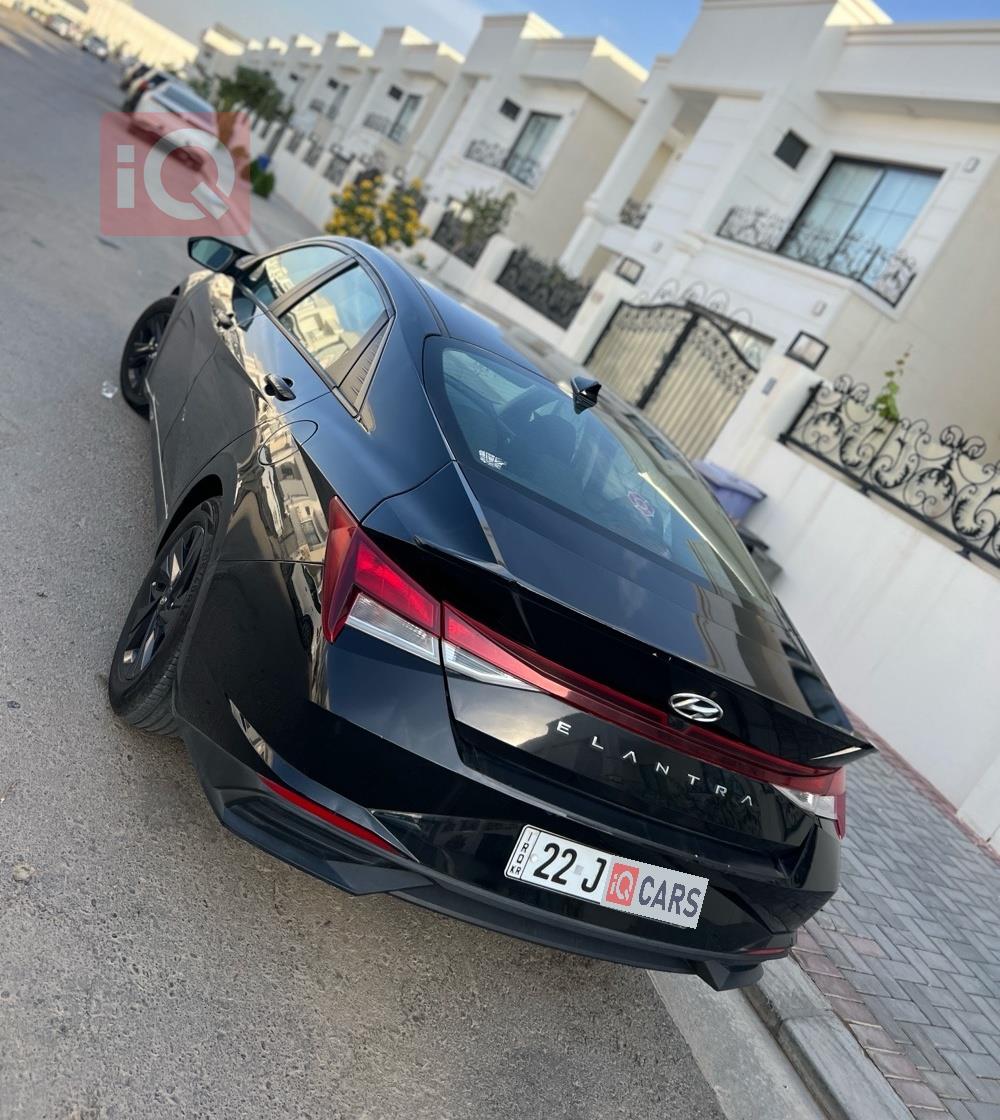 هیوندای ئەلەنترا